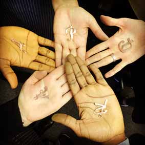 hands small